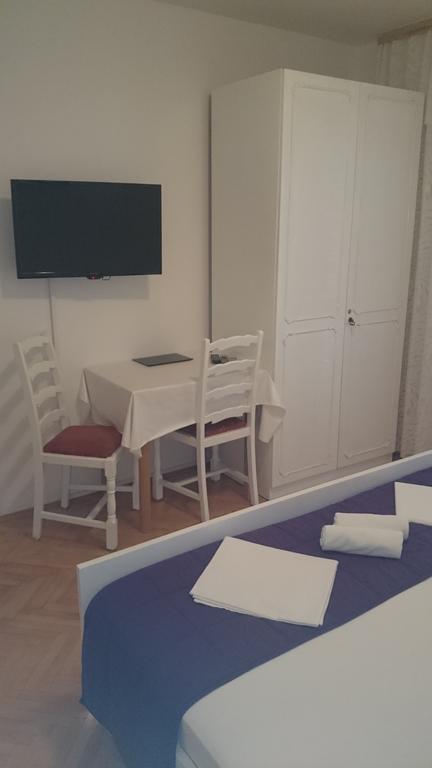 Apartments Culav Makarska Habitación foto